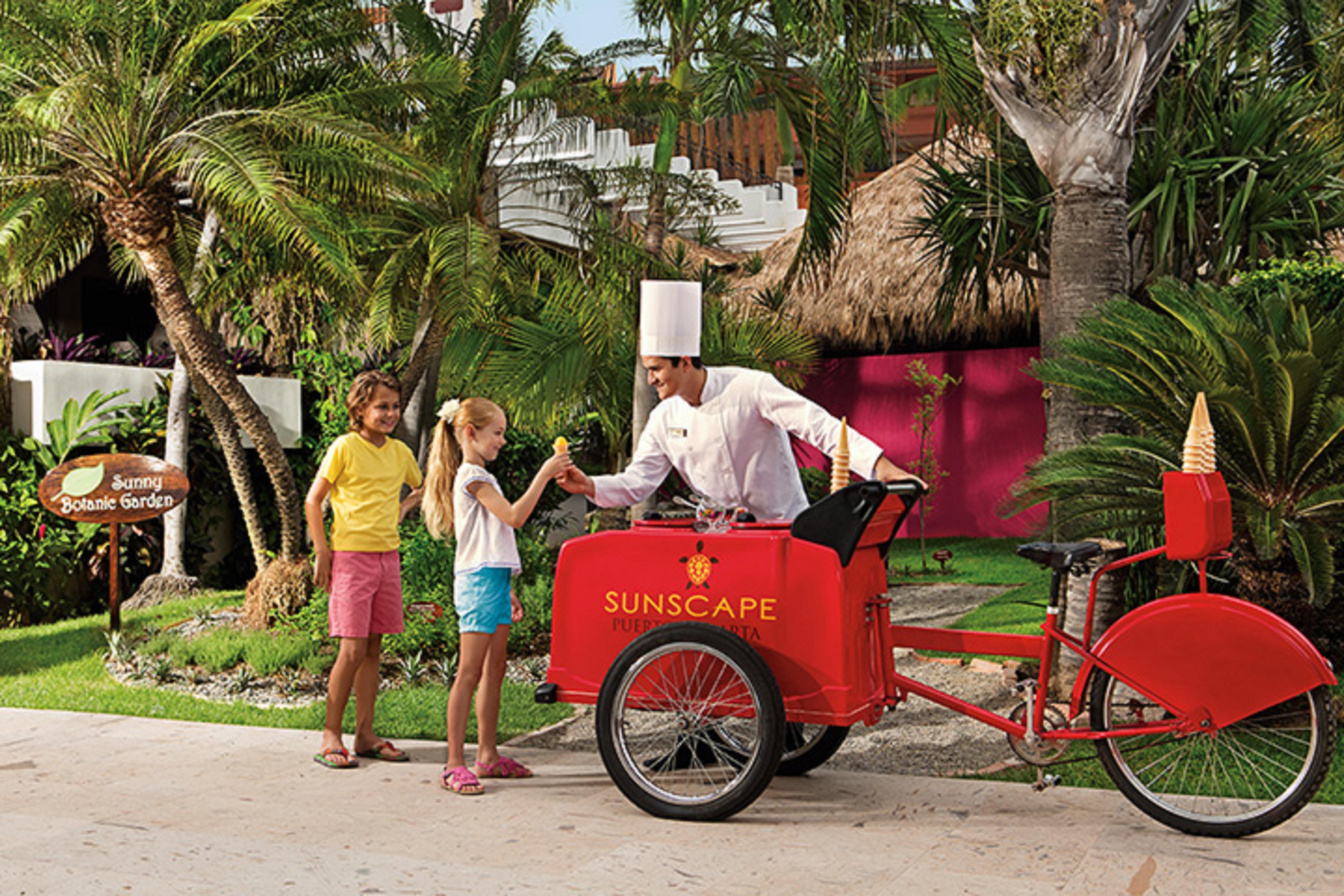 Sunscape Puerto Vallarta Resort Exterior photo